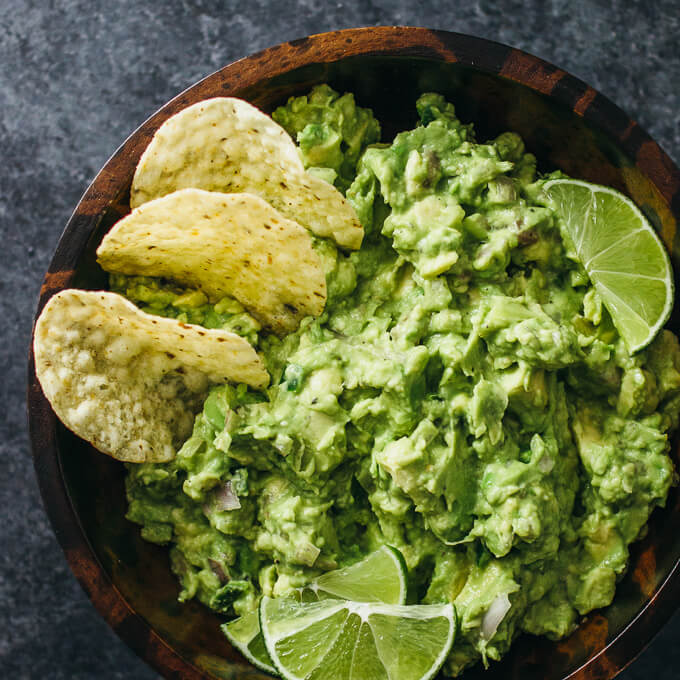 Spicy guacamole dip with jalapeño savory tooth