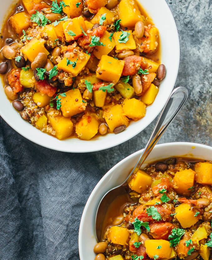 butternut squash chili served into two bowls