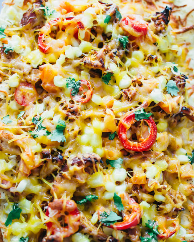 Loaded Mexican nachos with chicken