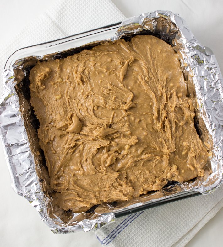 middle peanut butter layer of bars