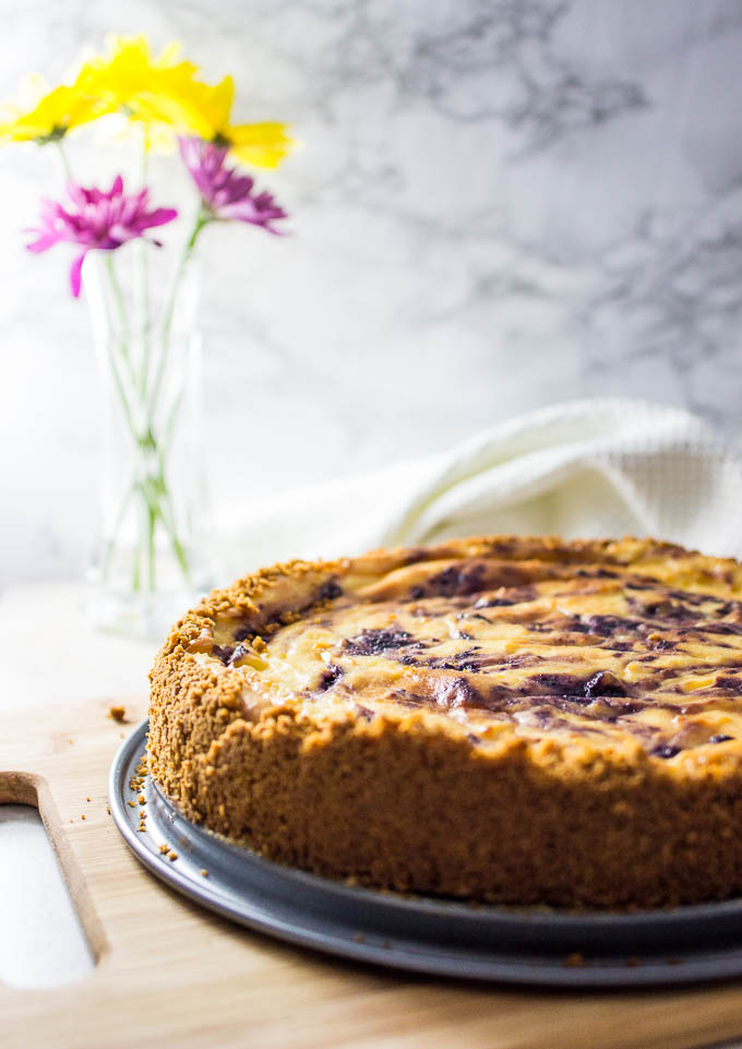 Mom's classic cheesecake with lemon and blueberry