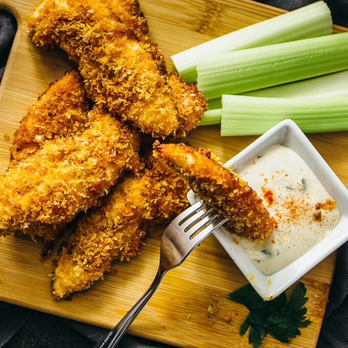 Baked chicken tenders with honey and cayenne