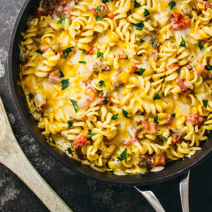 Jalapeño cheeseburger pasta