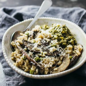 Pesto risotto with portobello mushrooms and peas