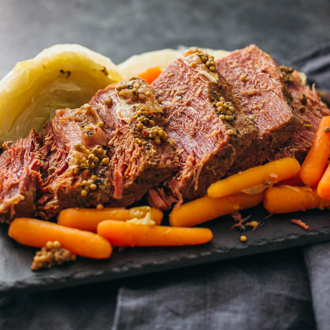 sliced corned beef with cabbage and carrots