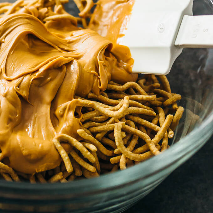 coating chow mein noodles with melted butterscotch chips
