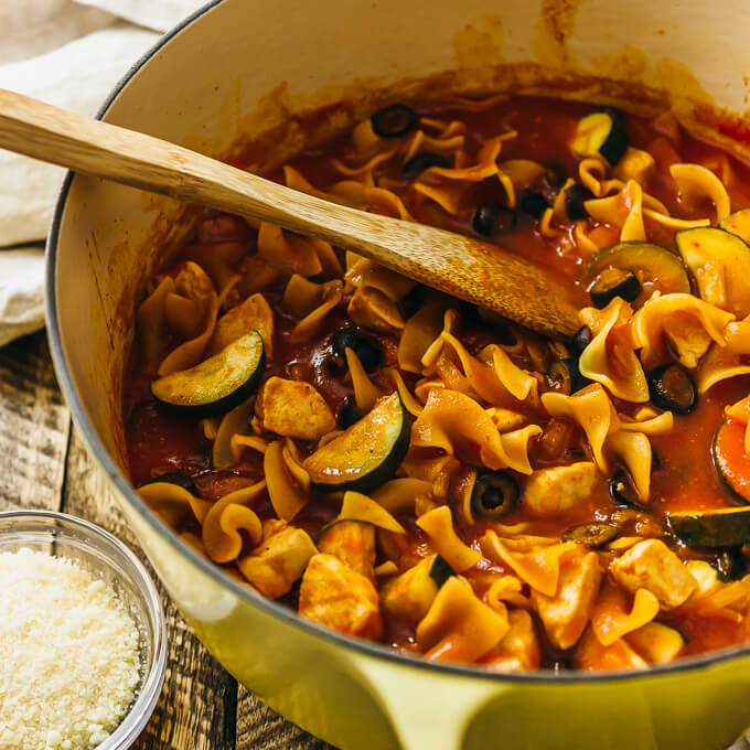 One pot chicken neapolitan pasta