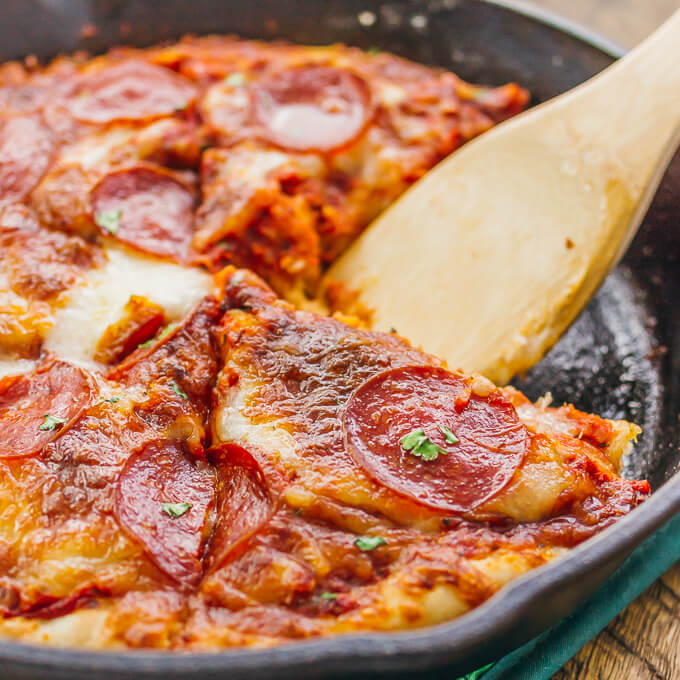 Learn how to make pizza in a pan by following this easy recipe to make homemade pizza dough -- no kneading required.