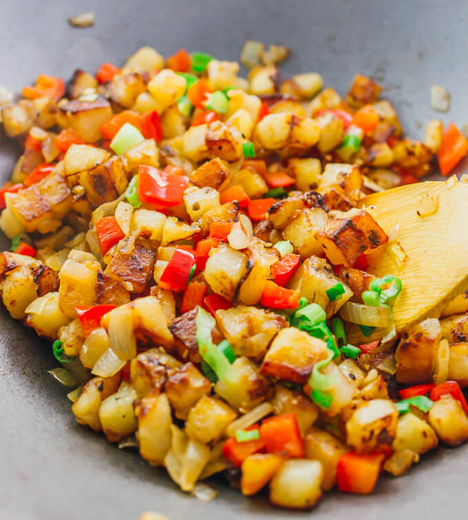 These skillet breakfast potatoes or diner-style "home fries" are addicting -- crispy fried with onions and peppers, and tossed with lemon juice. 