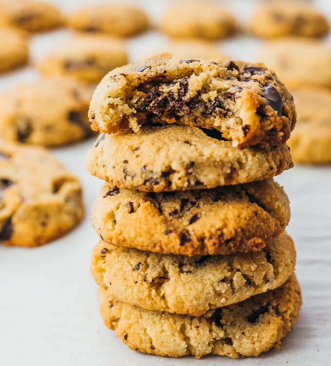 Featured image of post How to Make Keto Chocolate Chip Cookie Recipes