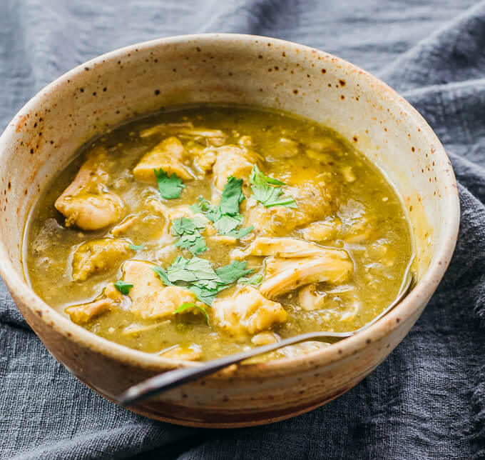 instant pot chili verde using chicken and green chile peppers for the stew