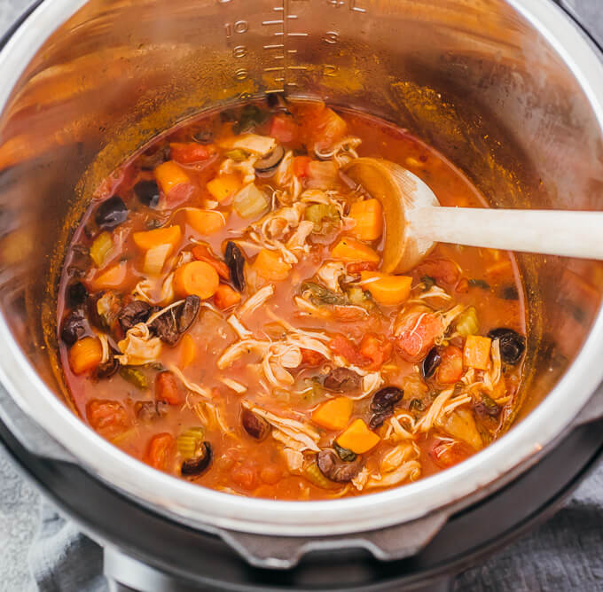 italian chicken stew cooking in instant pot