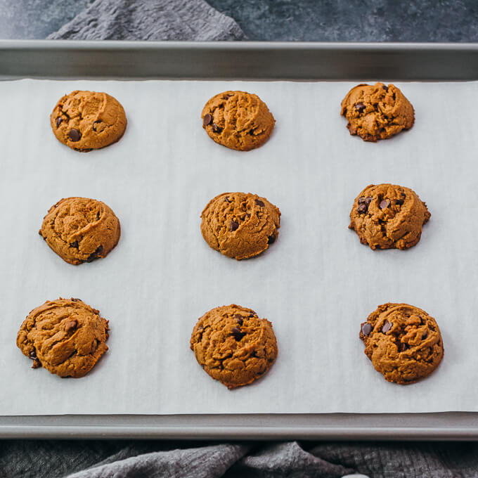 almond butter cookies after baking