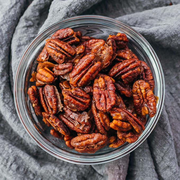 candied pecans in glass bowl