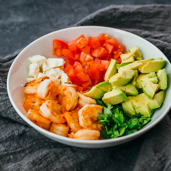 shrimp avocado salad ingredients
