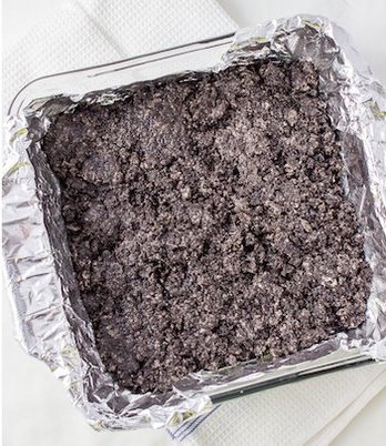 using crushed oreos as a crust