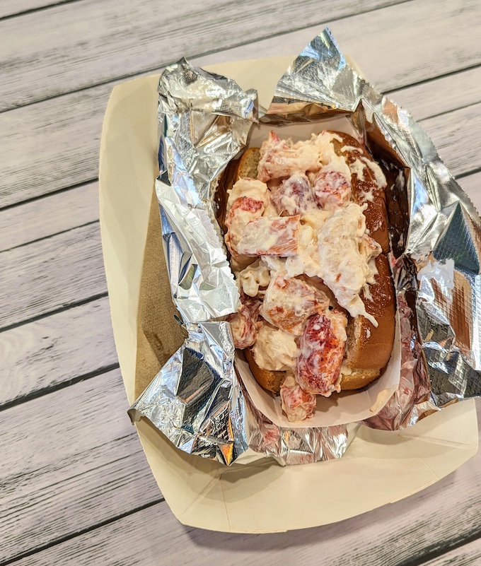 lobster roll